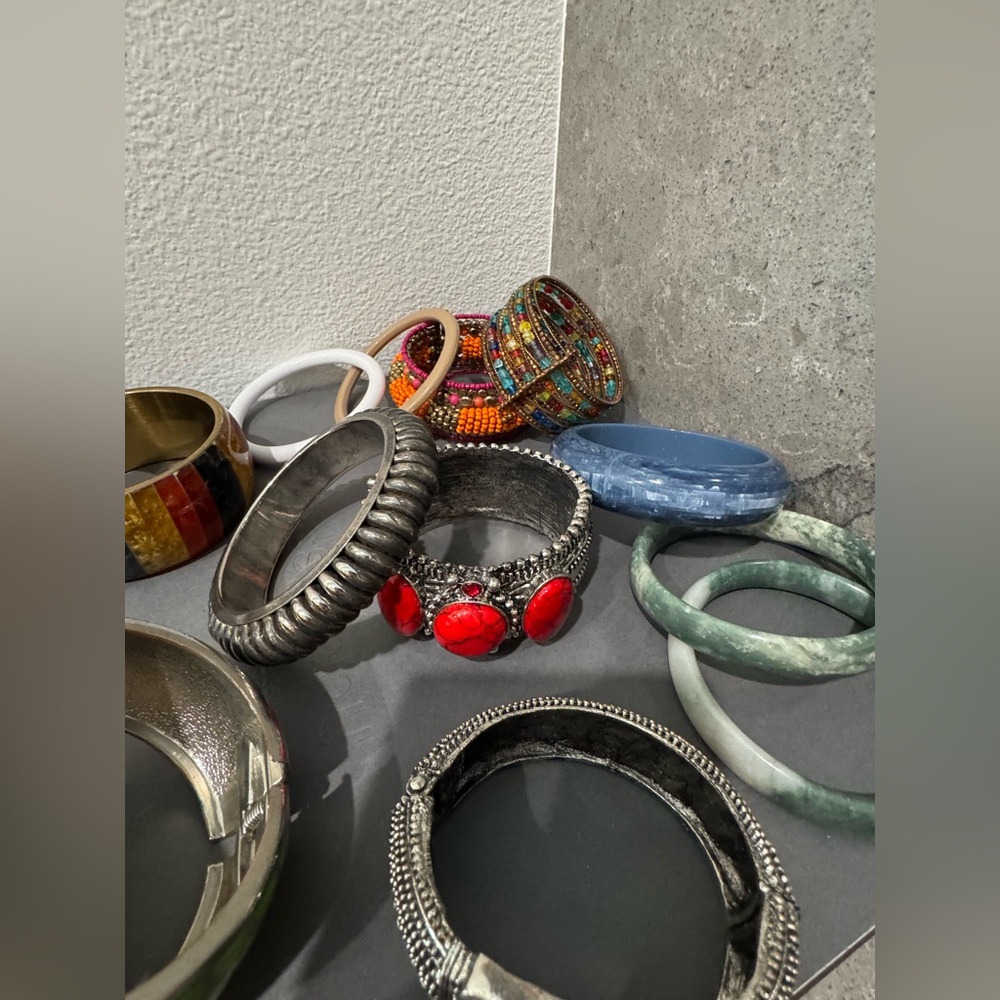 Colorful Bangle Bracelet Lot - Picture 2 of 5